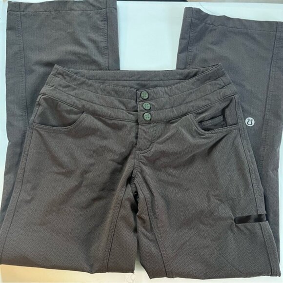 Lululemon carry less hiking pants - Picture 2 of 5